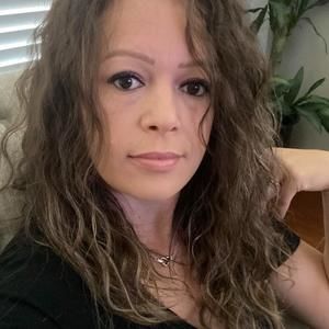 Meet your Posher, Melisa